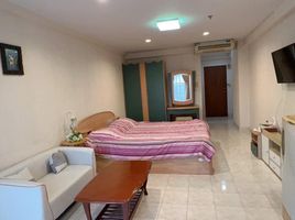 Studio Wohnung zu verkaufen im Rimhat Condominium, Nong Prue, Pattaya