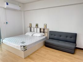 1 Bedroom Condo for sale at Sinthani Classic Condo, Khlong Nueng, Khlong Luang, Pathum Thani