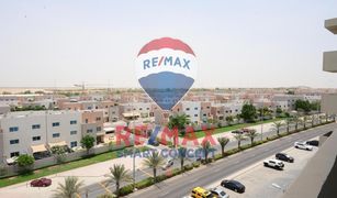 3 Schlafzimmern Appartement zu verkaufen in Al Reef Downtown, Abu Dhabi Tower 36