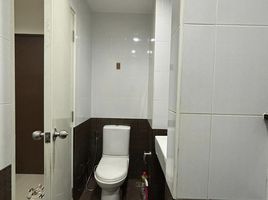 Studio Wohnung zu verkaufen im Asakan Place Srinakarin, Suan Luang, Suan Luang