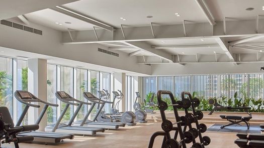 Fotos 1 of the Fitnessstudio at Banyan Tree Residences