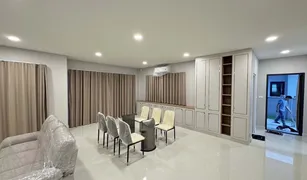 4 Bedrooms House for sale in Bang Kaeo, Samut Prakan Centro Bangna