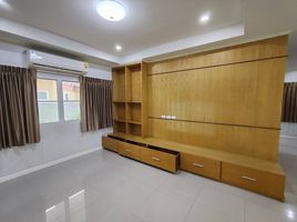 4 Bedroom House for sale at Supalai Park Ville Wongwaen-Ratchaphruek, Lam Pho