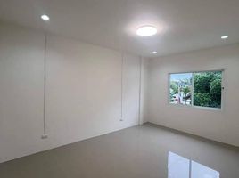 2 Bedroom Townhouse for sale at Baan Tiwarathanee , Wichit, Phuket Town, Phuket