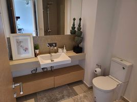 1 спален Кондо в аренду в The Lofts Ekkamai, Phra Khanong