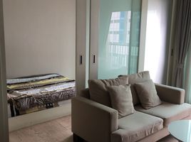 1 Bedroom Condo for rent at Noble Remix, Khlong Tan