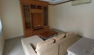 1 Bedroom Condo for sale in Khlong Toei Nuea, Bangkok El Patio