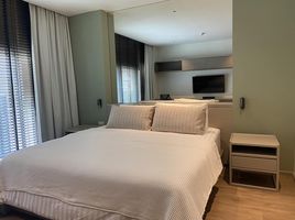 1 Schlafzimmer Appartement zu vermieten im Noble Above Wireless Ruamrudee, Lumphini, Pathum Wan