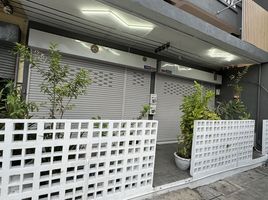 9 Schlafzimmer Ganzes Gebäude zu vermieten in BRT Station, Bangkok, Dao Khanong, Thon Buri, Bangkok