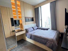 1 Schlafzimmer Appartement zu vermieten im Edge Sukhumvit 23, Khlong Toei Nuea