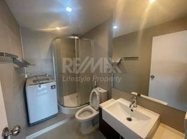 2 Bedroom Apartment for rent at Noble Remix, Khlong Tan