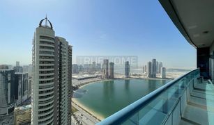 Квартира, 7 спальни на продажу в Al Khan Lagoon, Sharjah Beach Tower 2