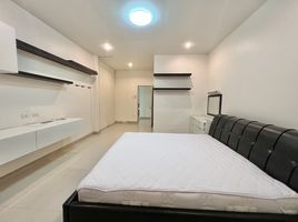 3 Bedroom House for sale at Baan Klang Muang 5, Na Di, Mueang Udon Thani
