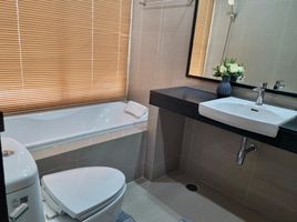 1 Schlafzimmer Appartement zu vermieten im Noble Ora, Khlong Tan Nuea