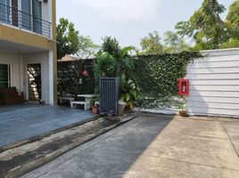 3 Bedroom Townhouse for sale at Bless Ville Ramintra-Phrayasurain 25, Bang Chan, Khlong Sam Wa