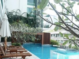 在Wind Sukhumvit 23租赁的1 卧室 公寓, Khlong Toei Nuea