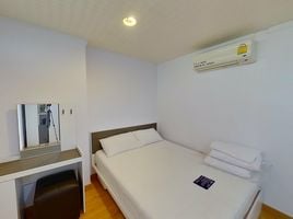 2 Bedroom Condo for rent at Supalai Place, Khlong Tan Nuea, Watthana, Bangkok