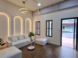 4 спален Дом for sale in Lat Yao, Чатучак, Lat Yao