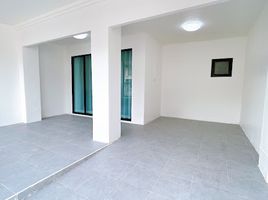 3 Schlafzimmer Haus zu verkaufen im Pruksa 12/1 Rangsit Klong 3, Khlong Sam, Khlong Luang