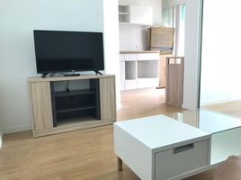 1 Bedroom Apartment for rent at Lumpini Place Srinakarin, Suan Luang