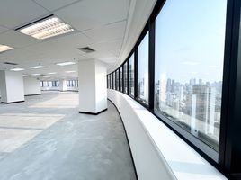 509.57 m² Office for rent at Ital Thai Tower, Bang Kapi, Huai Khwang, Bangkok