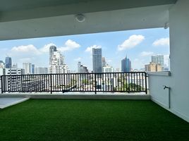 3 Schlafzimmer Appartement zu vermieten im KC Court Apartment, Khlong Tan Nuea