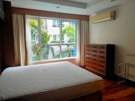 2 Bedroom Apartment for rent at Avenue 61, Khlong Tan Nuea