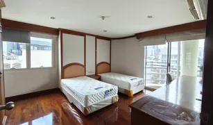 2 Bedrooms Condo for sale in Khlong Tan Nuea, Bangkok Baan Lertpaisan