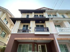 4 Bedroom Townhouse for rent at Park Gallery Village, Tha Raeng, Bang Khen