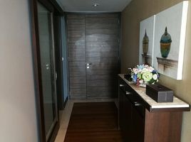 2 Bedroom Apartment for rent at Watermark Chaophraya, Bang Lamphu Lang