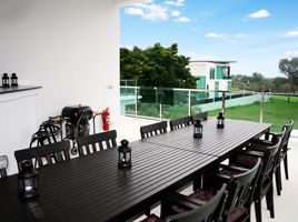 5 спален Вилла на продажу в Phoenix Golf Villa, Huai Yai