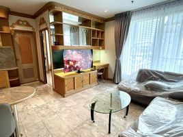 2 Schlafzimmer Appartement zu vermieten im Sathorn House, Si Lom