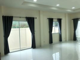 3 Schlafzimmer Villa zu verkaufen in Ban Chang, Rayong, Samnak Thon, Ban Chang, Rayong