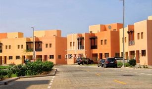 2 Habitaciones Villa en venta en , Abu Dhabi Zone 4
