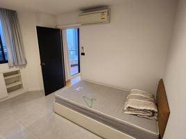 3 Schlafzimmer Wohnung zu vermieten im Supalai Place, Khlong Tan Nuea