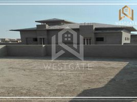 6 Bedroom Villa for sale at Royal City, Sheikh Zayed Compounds