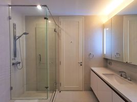 2 Bedroom Condo for rent at Q Langsuan, Lumphini