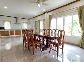 5 Schlafzimmer Villa zu vermieten in Pattaya, Huai Yai, Pattaya