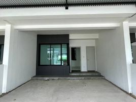 3 Bedroom Townhouse for sale at Malada Maz, San Phak Wan