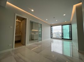 2 Bedroom Apartment for sale at Supalai Premier Charoen Nakon, Khlong San