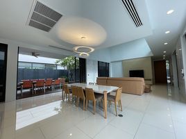 4 Bedroom Villa for sale in Major Cineplex Sukhumvit, Khlong Tan Nuea, Khlong Tan Nuea