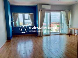 2 Bedroom Apartment for sale at Modern Apartment for Sale Near Toul Tom Poung Market, Boeng Tumpun, Mean Chey, Phnom Penh
