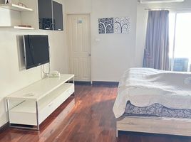 3 Bedroom Apartment for rent at Supalai Park Srinakarin, Nong Bon