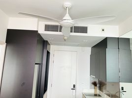 1 Schlafzimmer Appartement zu verkaufen im Edge Sukhumvit 23, Khlong Toei Nuea