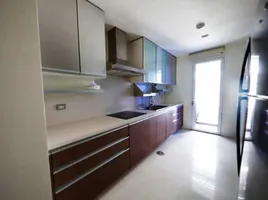 3 спален Кондо на продажу в Avenue 61, Khlong Tan Nuea