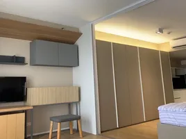 1 Bedroom Condo for rent at Triple Y Residence, Wang Mai, Pathum Wan, Bangkok, Thailand