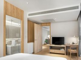 1 Schlafzimmer Appartement zu vermieten im Oakwood Suites Bangkok, Khlong Tan