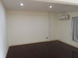 3 Bedroom Townhouse for sale in Phrom Phong BTS, Khlong Tan, Khlong Tan