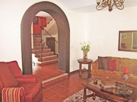 6 Schlafzimmer Wohnung zu verkaufen im House for sale in condominium overlooking gardens in Brasil de Mora, Mora