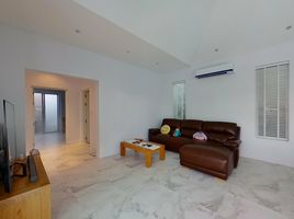 3 Bedroom House for sale at Woodlands Residences, Thap Tai